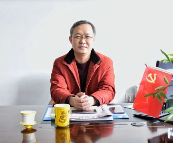 集团成立25周年征文| 一滕泰城医药公司：杨波