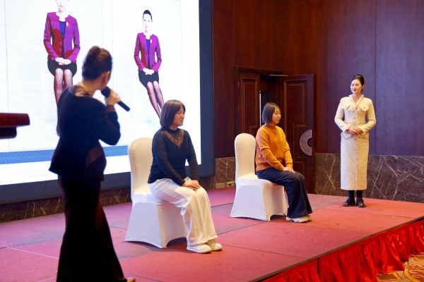 从礼仪规范到心理赋能的全面成长——集团商务礼仪及职业心理健康培训心得合集（三）