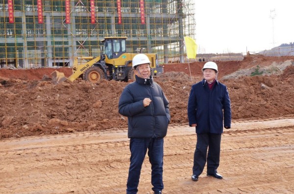 泰安仪阳通用机场航站楼举行主体建设完工仪式