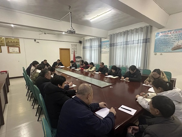 筹谋顺势  激励奋进踏征程 | 一滕东平医药公司召开2025年度表彰大会