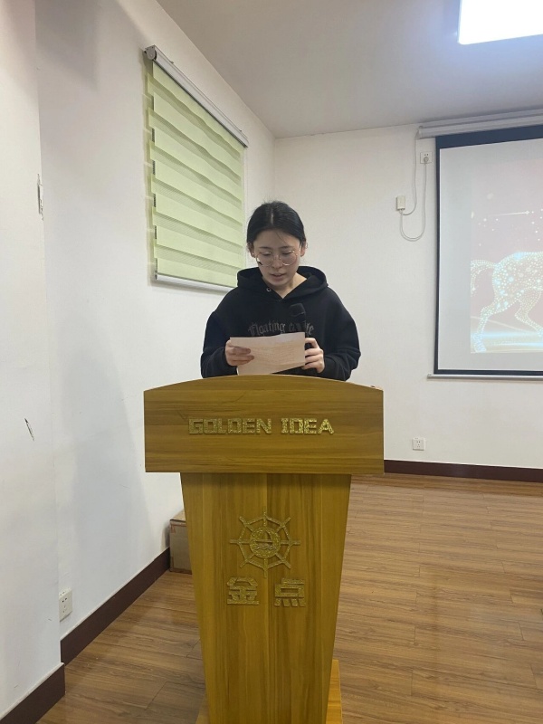 【精诚团结 共克时艰 破局突围】宁阳一滕医药有限公司召开2025年度总结表彰大会