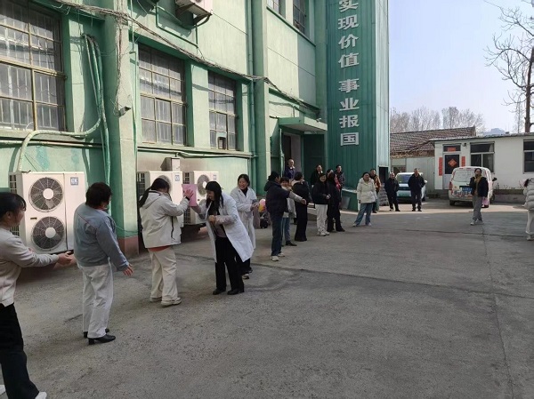 巾帼绽芳华 同心筑发展——泰城一滕医药公司庆“三八”妇女节活动纪实